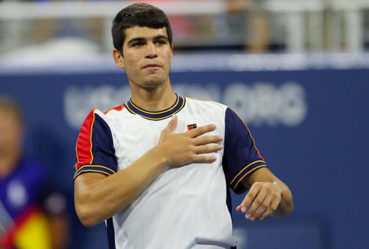 场均助攻和 场均助攻和